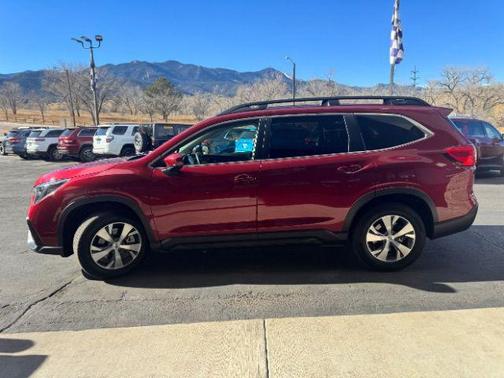 2024 Subaru Ascent Premium 7-Passenger