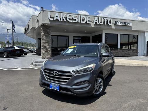 2016 Hyundai TUCSON SE