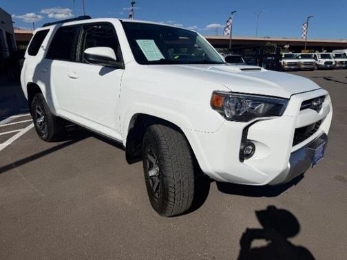 2024 Toyota 4Runner TRD Off Road
