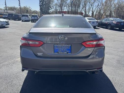 2020 Toyota Camry SE