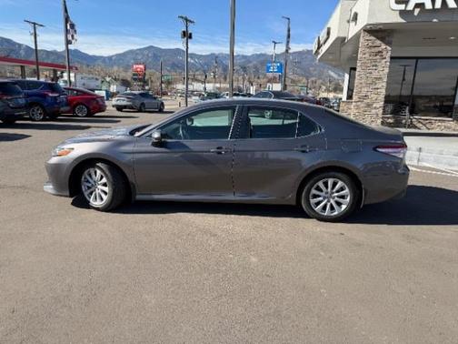 2020 Toyota Camry LE