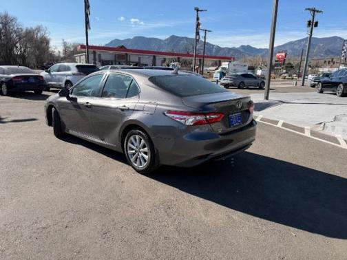 2020 Toyota Camry LE
