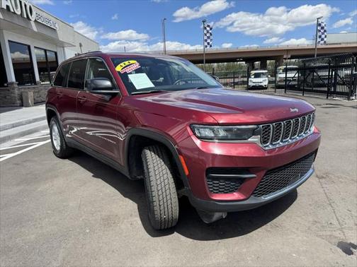 2023 Jeep Grand Cherokee Laredo
