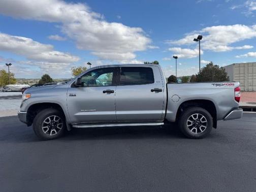 2016 Toyota Tundra SR5