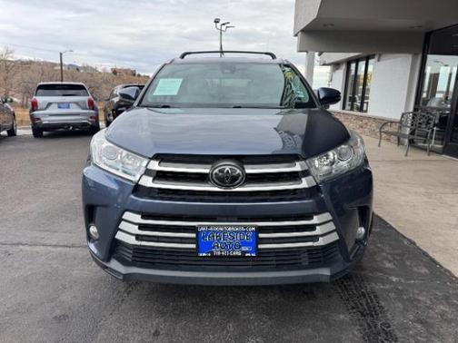 2018 Toyota Highlander SE