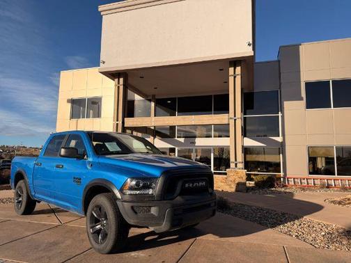 2024 RAM 1500 Classic Warlock Crew Cab 4x4 5'7' Box