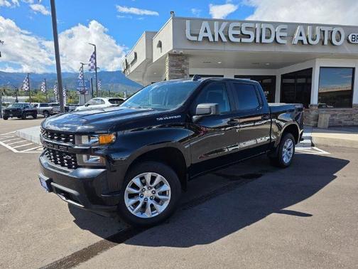 2022 Chevrolet Silverado 1500 Custom