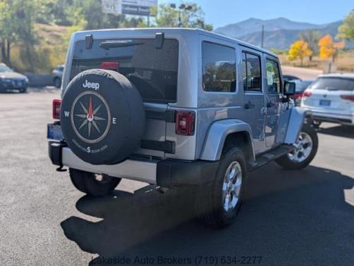 2013 Jeep Wrangler Unlimited Sahara