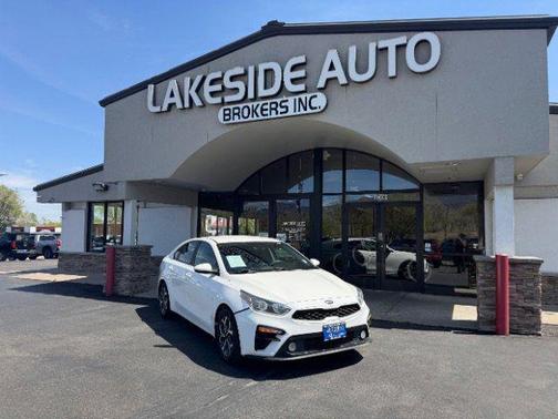 Clear White 2019 Kia Forte LXS