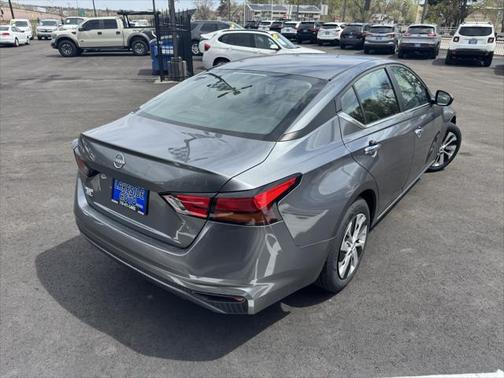 2023 Nissan Altima S FWD
