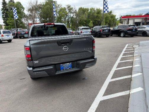 Gun Metallic 2022 Nissan Frontier SV