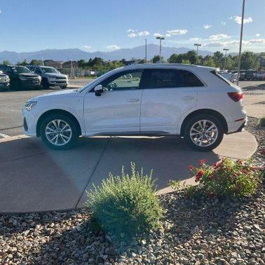 Ibis White 2023 Audi Q3 Premium 45 TFSI S line quattro Tiptronic