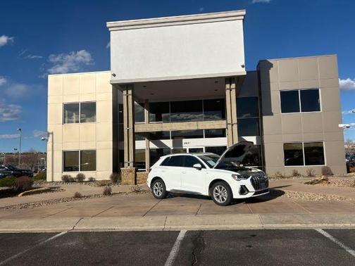 2023 Audi Q3 Premium 45 TFSI S line quattro Tiptronic