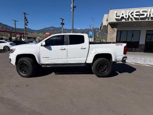 Summit White 2018 Chevrolet Colorado LT