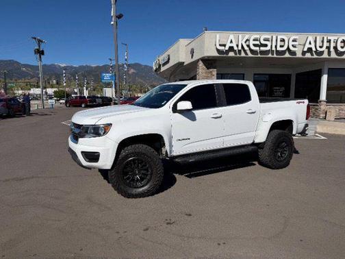 Summit White 2018 Chevrolet Colorado LT