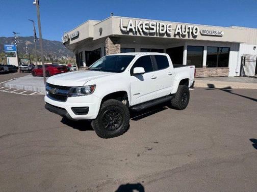 Summit White 2018 Chevrolet Colorado LT