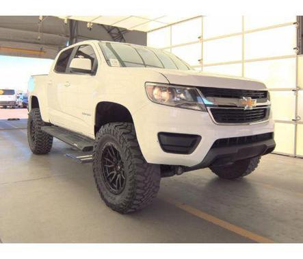 Summit White 2018 Chevrolet Colorado LT