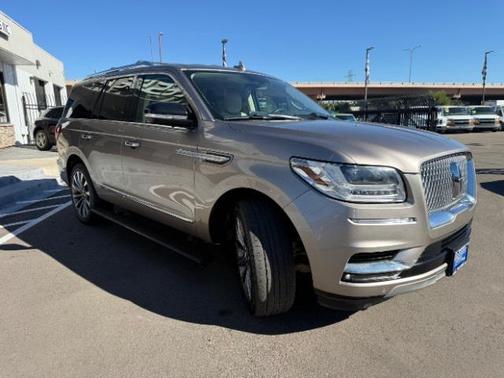 2018 Lincoln Navigator Select