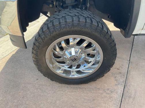 Summit White 2018 GMC Sierra 1500 SLT