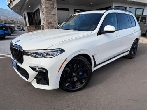 2020 BMW X7 M50i