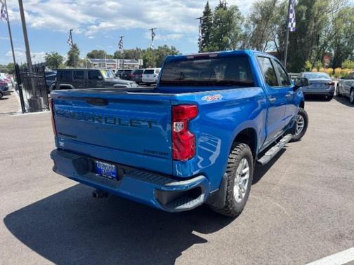 2022 Chevrolet Silverado 1500 Custom