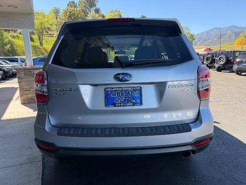 2016 Subaru Forester 2.5i Touring