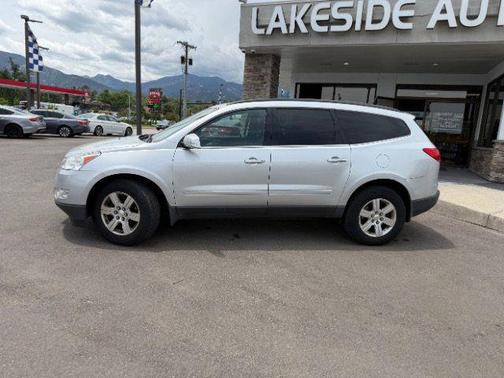 Silver Ice Metallic 2012 Chevrolet Traverse LT