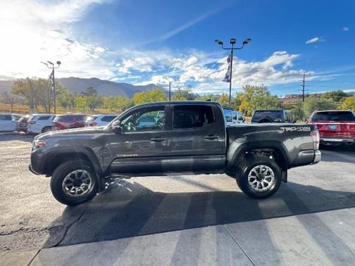 2022 Toyota Tacoma TRD Off Road