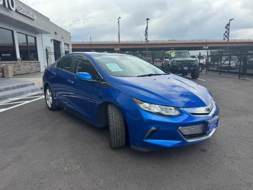 2018 Chevrolet Volt LT