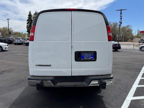 2023 Chevrolet Express 2500 RWD 2500 Regular Wheelbase WT