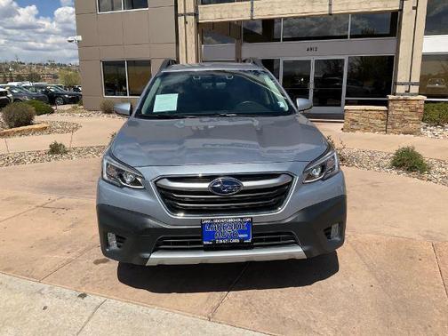 Ice Silver Metallic 2022 Subaru Outback Limited