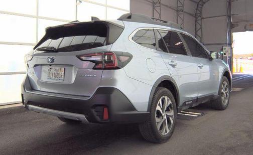 Ice Silver Metallic 2022 Subaru Outback Limited