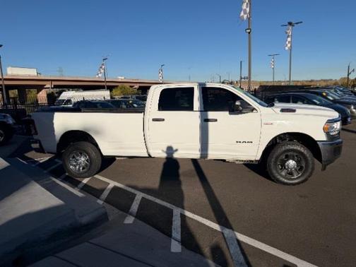 2021 RAM 2500 Tradesman Crew Cab 4x4 8' Box