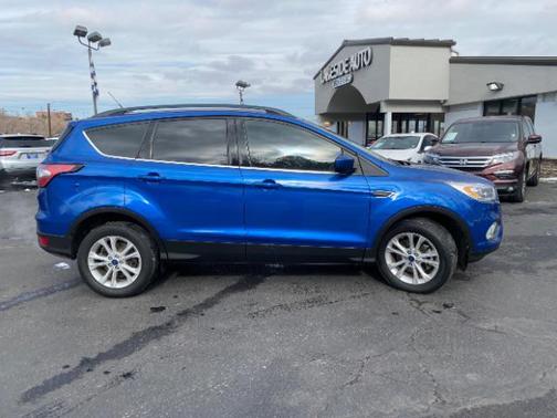 Lightning Blue Metallic 2018 Ford Escape SEL