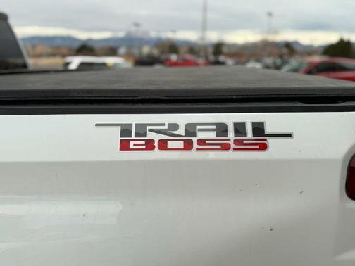 Summit White 2022 Chevrolet Silverado 1500 LT Trail Boss