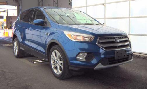 Lightning Blue 2017 Ford Escape SE