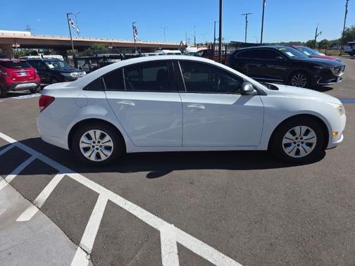 2013 Chevrolet Cruze LS