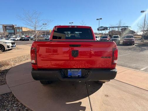 2024 RAM 1500 Classic Warlock Crew Cab 4x4 5'7' Box