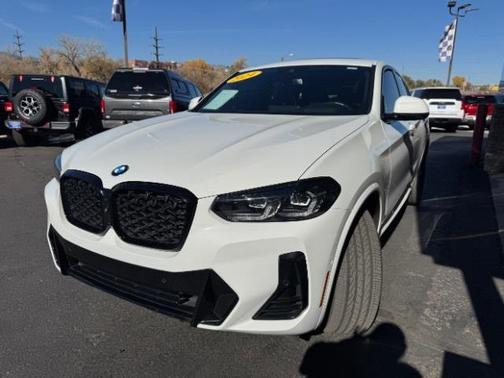 2024 BMW X4 xDrive30i