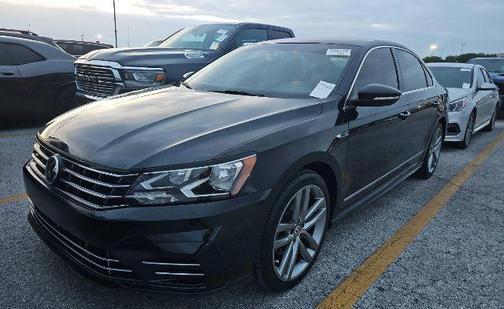 Deep Black 2017 Volkswagen Passat 1.8T R-Line w/Comfort