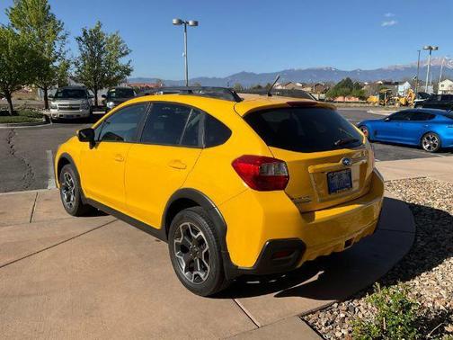 Sunrise Yellow 2015 Subaru XV Crosstrek 2.0i Premium
