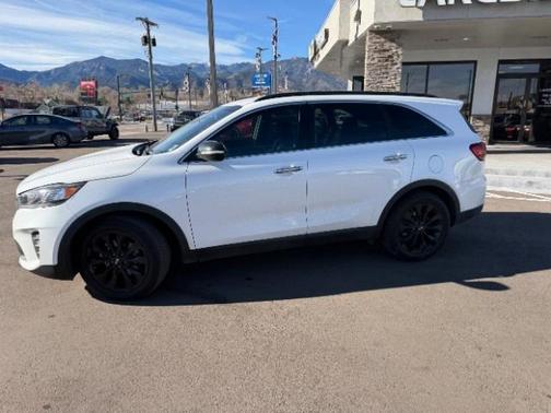 2019 Kia Sorento S