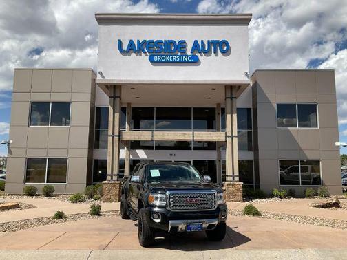 Onyx Black 2017 GMC Canyon Denali