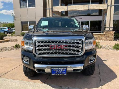 Onyx Black 2017 GMC Canyon Denali