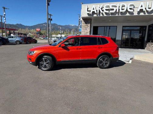 Orange Metallic 2018 Volkswagen Tiguan 2.0T SEL