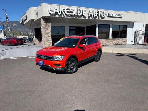 Orange Metallic 2018 Volkswagen Tiguan 2.0T SEL