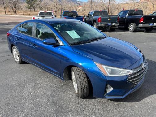 2020 Hyundai ELANTRA SEL