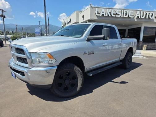 2017 RAM 2500 SLT Crew Cab 4x4 6'4' Box