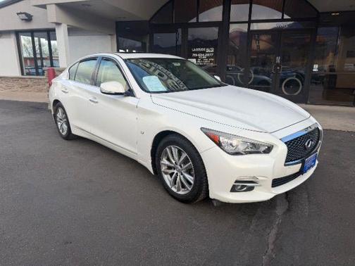 2014 INFINITI Q50 Premium