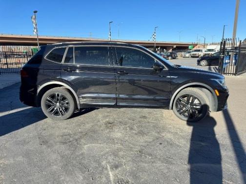 2022 Volkswagen Tiguan 2.0T SE R-Line Black 4MOTION